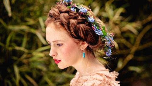 Прическа замужней женщины.