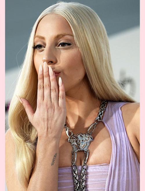 Девушка тип зима. Цветотип зима — какой цвет волос подойдет лучше других?