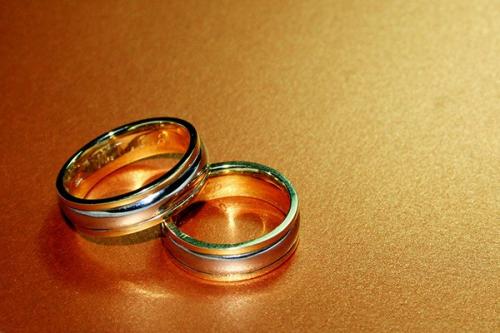 Прическа замужней женщины. Как на Руси отличали девицу от замужней женщины.