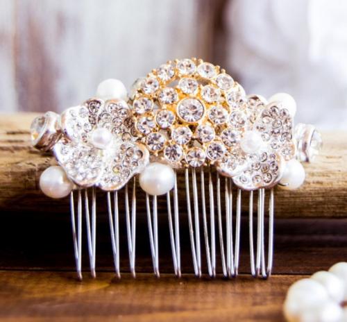 Свадебный гребень для волос. Гребень с брошками и жемчужинами