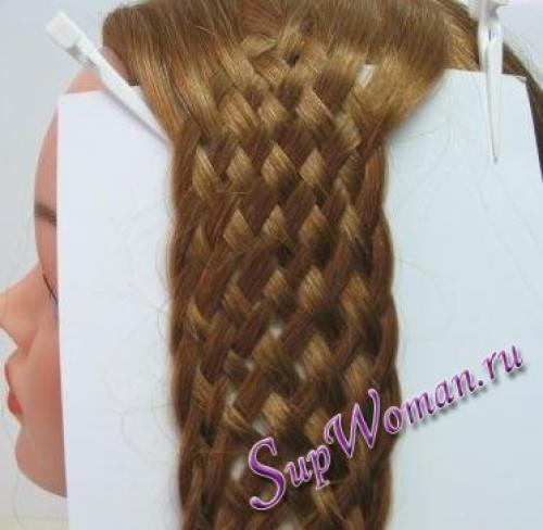 Русская коса в 90 прядей.