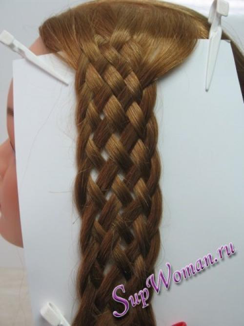 Русская коса в 90 прядей.