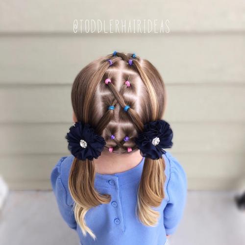 Прически на день учителя для девочек. Прически для девочек в школу: идеи с хвостом