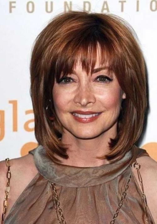 Волосы средней длины. Красивые прически на средние волосы для женщин 50+