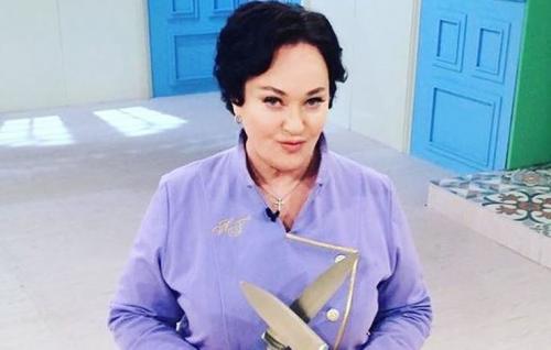 Стрижки Ларисы Гузеевой. Лариса Гузеева изменила прическу для съемок в новом шоу и помолодела на 10 лет