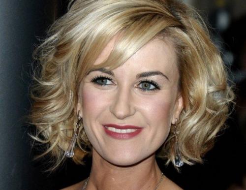 Короткие кудрявые волосы. Уход за стрижками и укладками