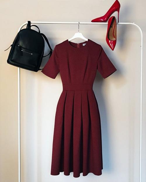 Платья которые худят. 12 фасонов платьев, которые действительно стройнят 05