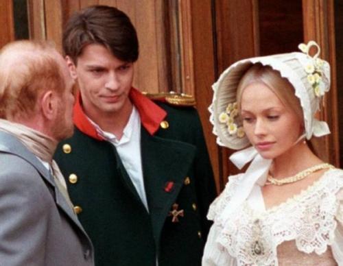 Даниил Страхов и елена корикова отношения. Лена, не лезь в семью! Из-за романа с Кориковой Страхов рискует разрушить свой 20-летний брак 01