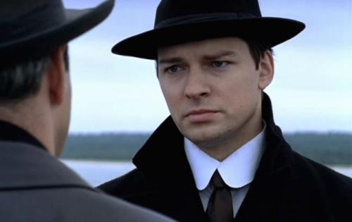 Даниил Страхов и его жена. Актер Даниил Страхов впервые вывел в свет свою жену и ее внешность тут же осудили критики