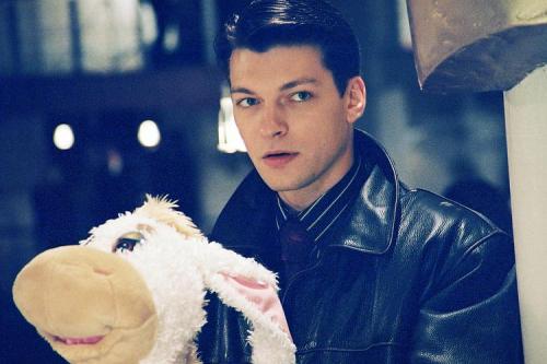 Даниил Страхов и его жена. Актер Даниил Страхов впервые вывел в свет свою жену и ее внешность тут же осудили критики