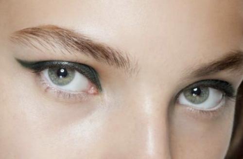 Какие тени подходят для зеленых глаз. Какими тенями красить зеленые глаза?