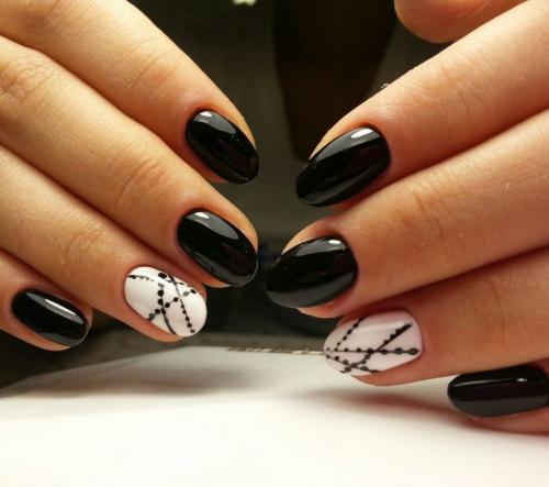 Черный маникюр с втиркой на одном пальце. Идеи маникюра с втиркой – пошаговые мастер-классы 18