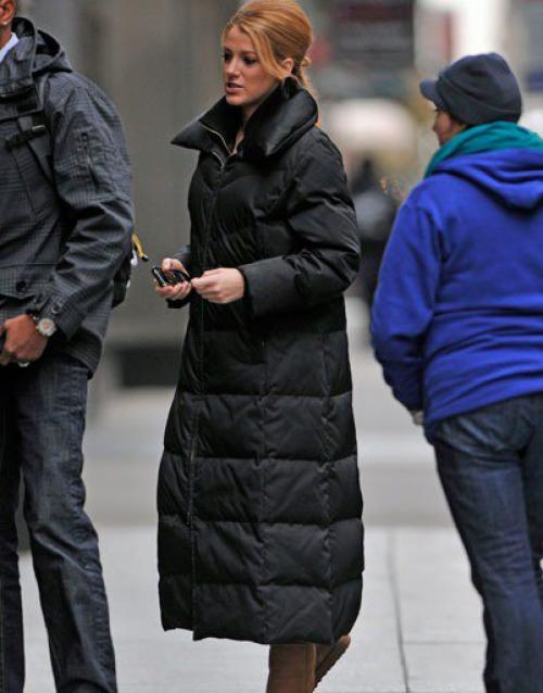 Какую обувь носить с длинным пуховиком. С чем носить длинный-предлинный пуховик