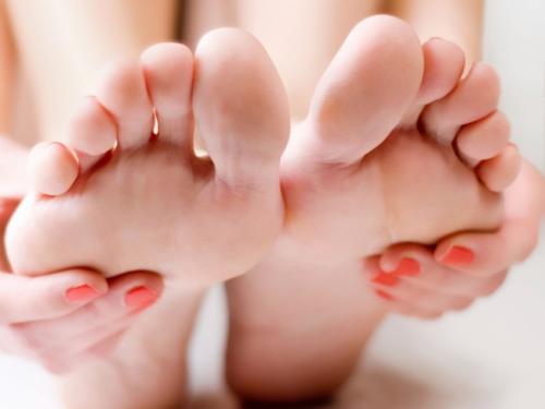 Какую обувь носить при плоскостопии мужчинам. Какую обувь носить при плоскостопии — советы по выбору и особенности тренировок при проблемах со стопами (110 фото)