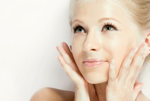 Маски для отбеливания лица в домашних условиях рецепты. Делаем отбеливающую маску для лица в домашних условиях