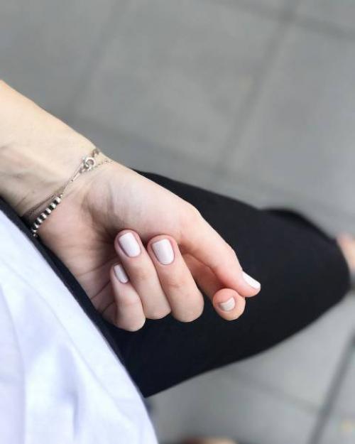 Какой цвет лака подойдет к синему платью. Маникюр под синее платье: идеи