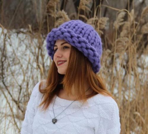 Шапки вязаные спицами женские зима 2019-2019 схемы вязания новинки. 51 вязаная шапка, схема и описание