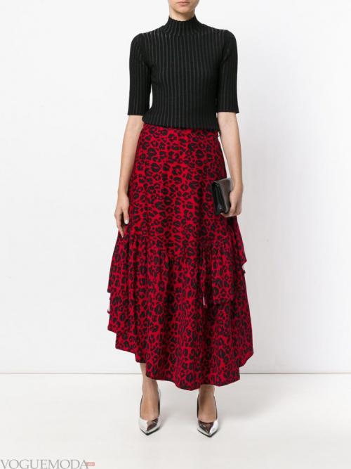 Красная юбка и белая блузка. Красная юбка с чем носить примеры и фото