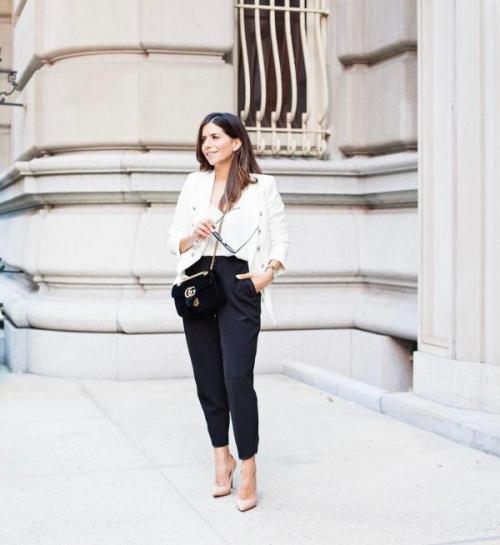 Уличная мода для женщин 40 лет. Прекрасные женщины в 40 и одежда