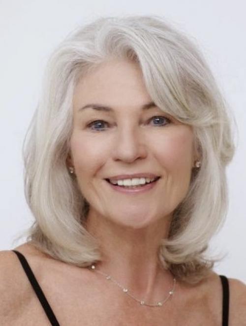 Возрастные прически на короткие волосы. Правила выбора причесок женщинам за 60