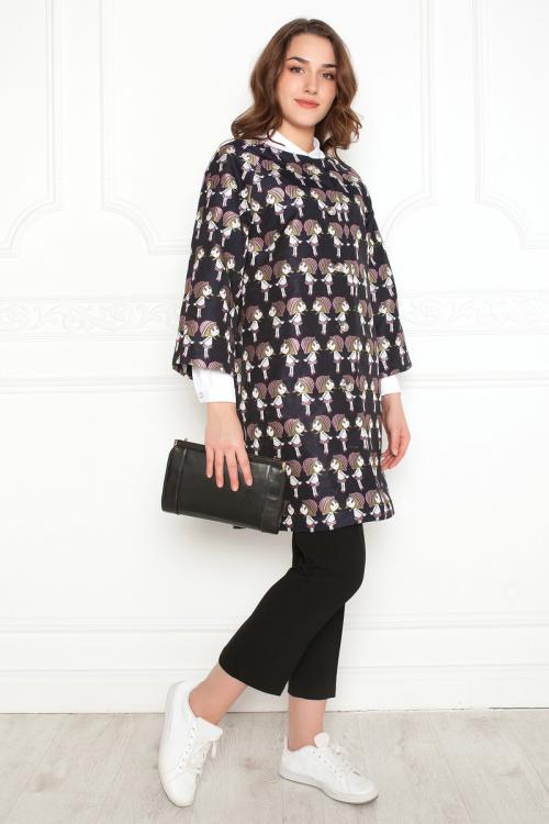 Как носить пальто с кроссовками. Какие модели пальто подходят