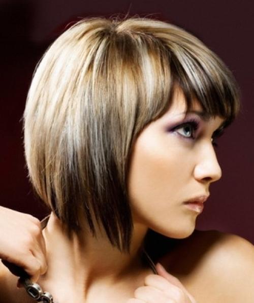 Стрижка на средние волосы темные. Стрижки на средние волосы, придающие объем 06