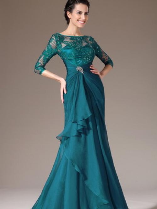 Вечерний образ для брюнеток. Роковая брюнетка: секреты стиля и красоты для темноволосых 33