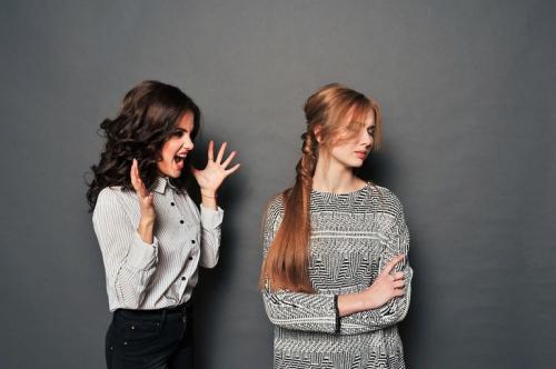 Как из простушки стать красоткой. Из простушки – в красавицу: школьные фото самых знаменитых супермоделей 26