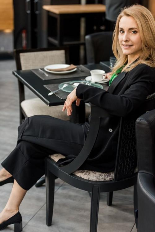 Как из простушки стать красоткой. Из простушки – в красавицу: школьные фото самых знаменитых супермоделей 29