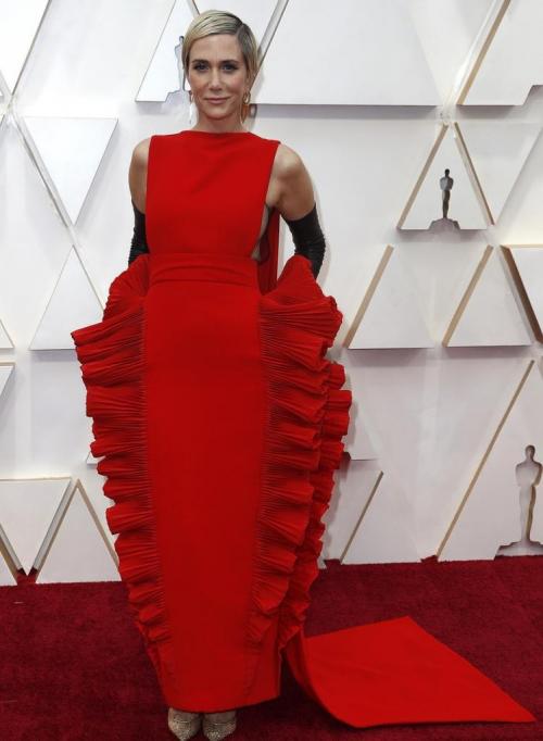 Самые безвкусные наряды звезд. Самые нелепые и безвкусные наряды знаменитостей за вторую половину декабря 02 Самые безвкусные наряды звезд. Самые нелепые и безвкусные наряды знаменитостей за вторую половину декабря 02