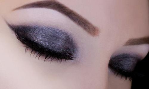 Кому идет смоки макияж. Макияж смоки айс —, как создается действительно холодный дым + 76 фото