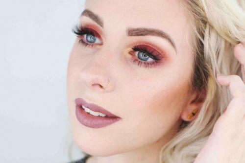 Кому идет смоки макияж. Макияж смоки айс —, как создается действительно холодный дым + 76 фото