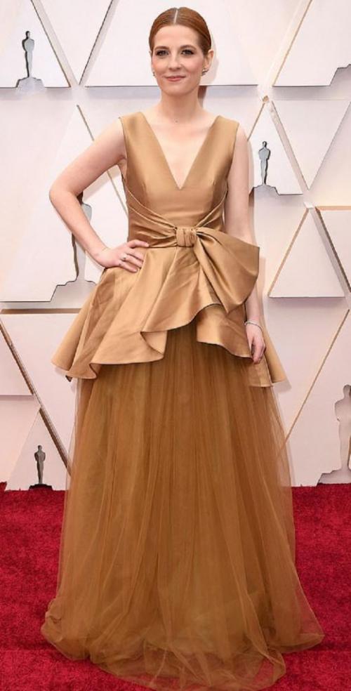 Самые безвкусные наряды звезд. Самые нелепые и безвкусные наряды знаменитостей за вторую половину декабря 06 Самые безвкусные наряды звезд. Самые нелепые и безвкусные наряды знаменитостей за вторую половину декабря 06