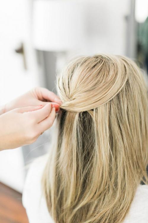 Мастер-класс по прическам своими руками. Оригинальный хвостик — простая причёска на средние волосы