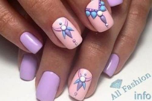 Нежно фиолетовый маникюр. Фиолетовый, сиреневый, лавандовый маникюр 100 фото новинок