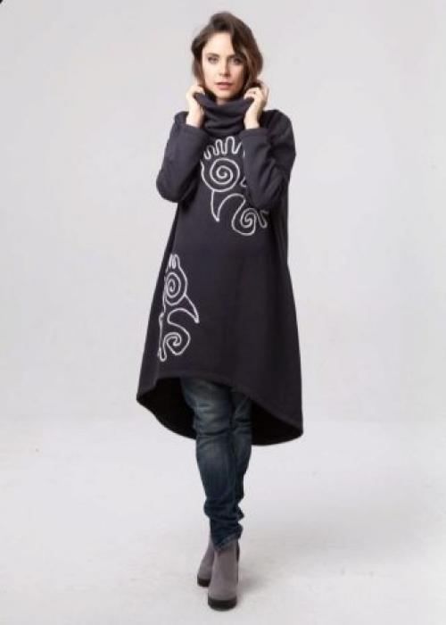 Модные туники осень 2019. Туники осени 2019 — идеальный предмет гардероба для холодного сезона 09