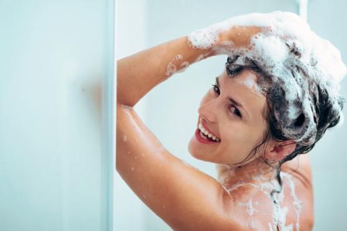 Как приучиться реже мыть голову. Как приучить голову к более редкому мытью?