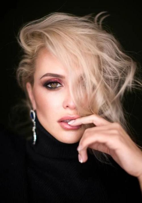 Обесцвечивание волос краска. Особенности осветляющей краски для волос