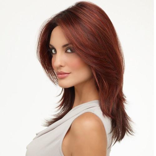 Каскадные стрижки на средние волосы с челкой. Модная стрижка каскад на средние волосы в 2022 году с фото