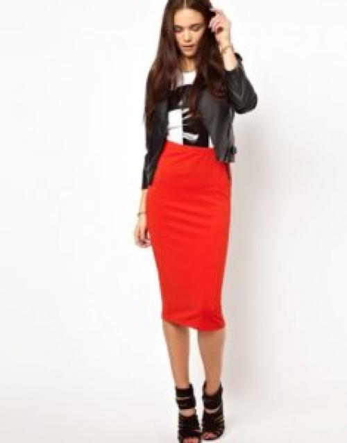 Какие аксессуары лучше всего дополняют образ с красной юбкой-карандаш. С чем сочетать и носить красную юбку