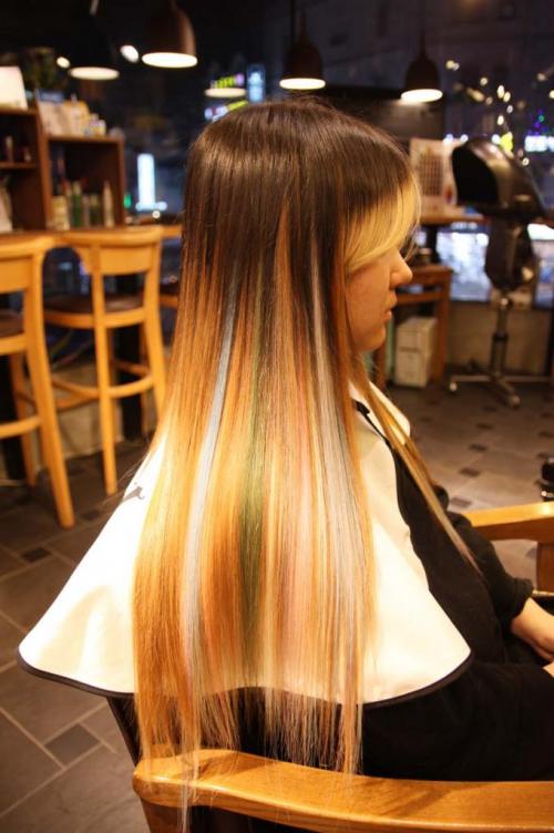 Как перекрасить волосы из темного в светлый.. Цвет волос из темного в светлый: особенности окрашивания темных волос, палитра оттенков, фото результатов 01 Как перекрасить волосы из темного в светлый.. Цвет волос из темного в светлый: особенности окрашивания темных волос, палитра оттенков, фото результатов 01