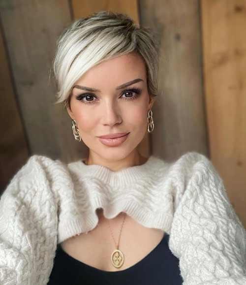 Стрижки на тонкие волосы 2022. Короткие стрижки с челкой для тонких волос