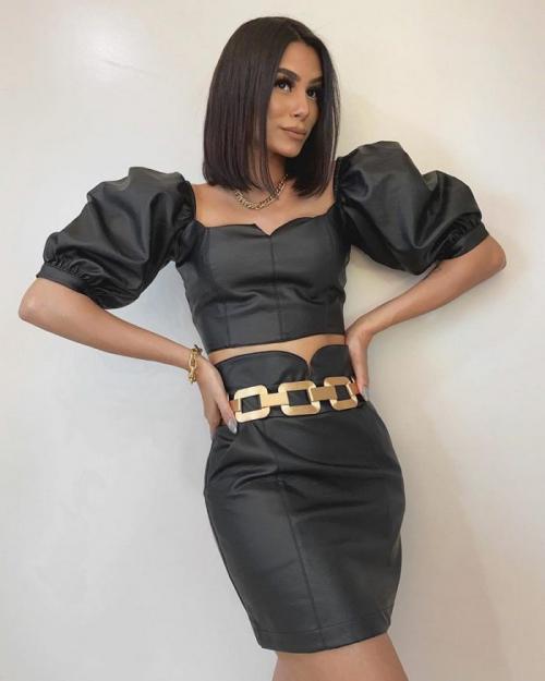 2022 Стрижка для средних волос без челки. Самые модные стрижки на средние волосы 2022 года –, что будет в тренде