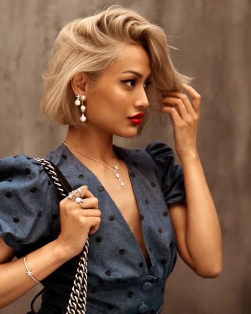 2022 Стрижка для средних волос без челки. Самые модные стрижки на средние волосы 2022 года –, что будет в тренде