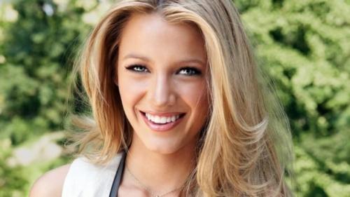 Окрашивание 2022 vogue. Модное окрашивание на длинные волосы «клубничная блондинка» 2022 2023 года