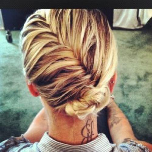 Рыбий хвост 2 косы пошагово. Как заплести косу рыбий хвост, пошаговая инструкция. Варианты плетения с фото