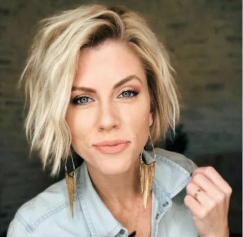 Модный цвет волос 2022 для женщин з.  Окрашивание, которое сделает моложе