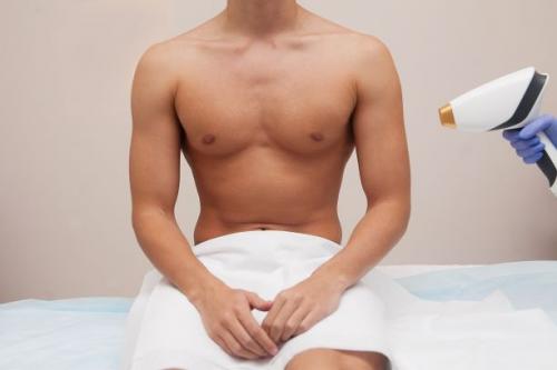 Волосы в паху у мужчин. Почему стоит выбрать лазер?
