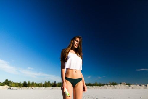 Почему нельзя брить зону бикини. Нужно ли женщине брить зону бикини?