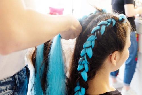 Прическа коса воздушная. Особенности и тренды прически «Водопад» 12